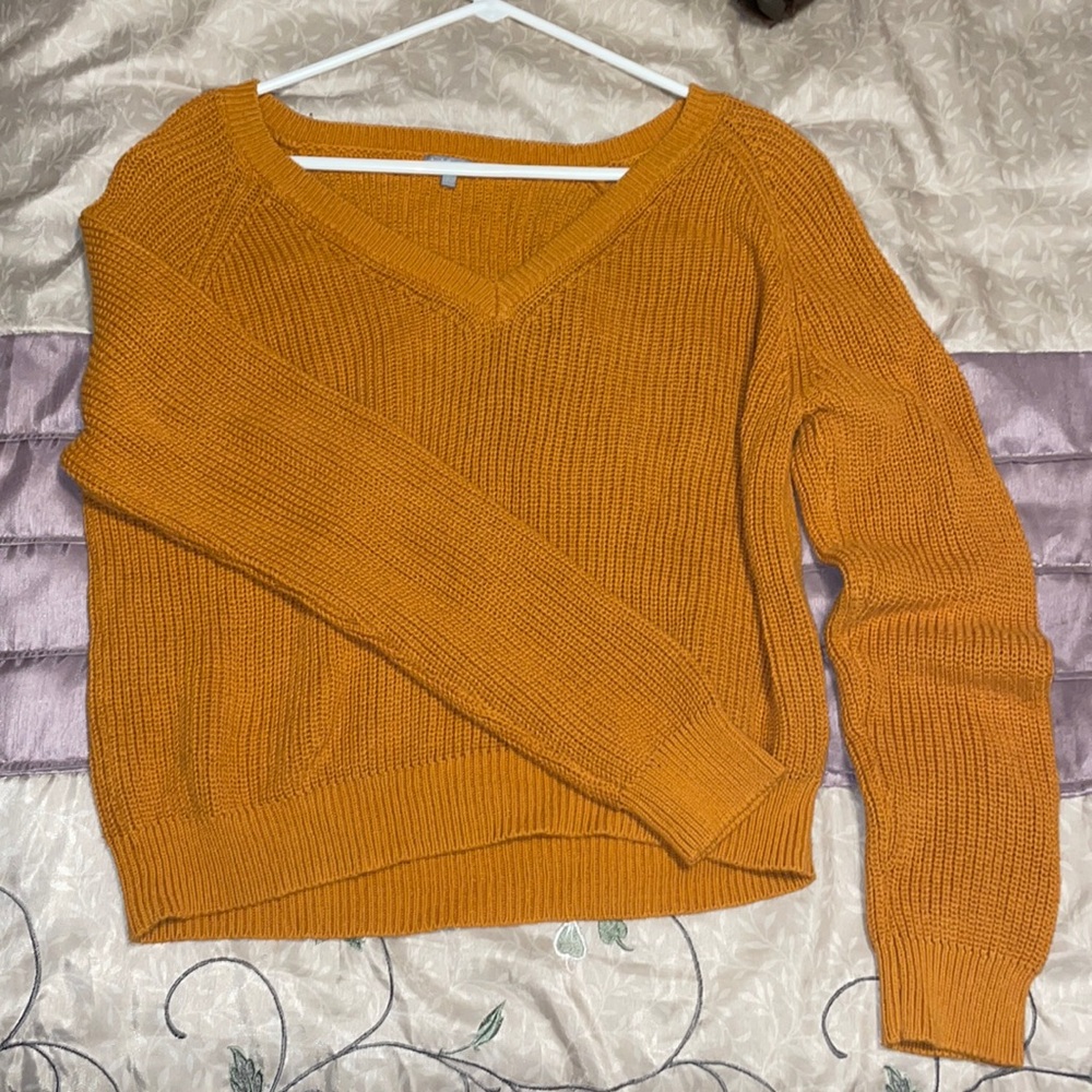 Women’s Knit V-Neck Sweater
